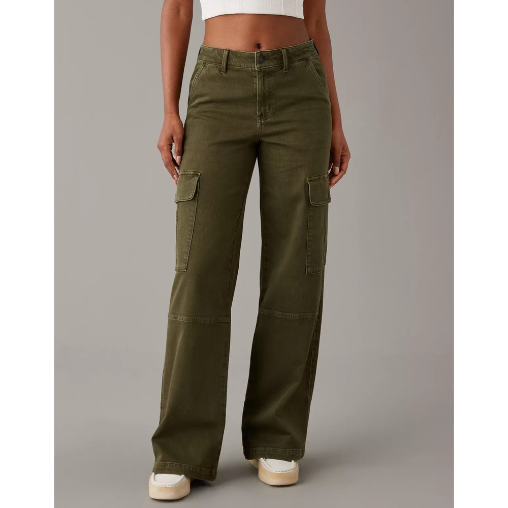 American Eagle Dreamy Drape Stretch Cargo Baggy Wide Leg Pant Green Size 8 Short
